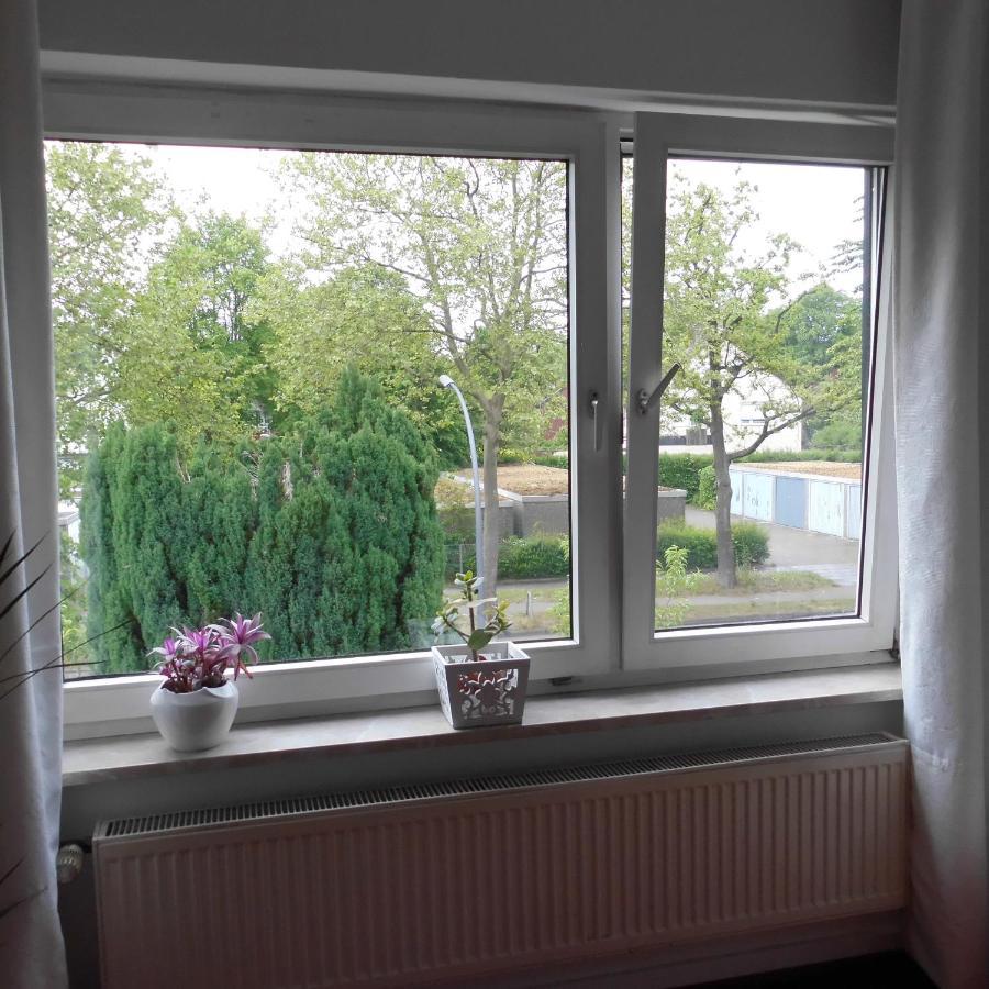 Familienzimmer Hh-Schnelsen Hamburg Luaran gambar